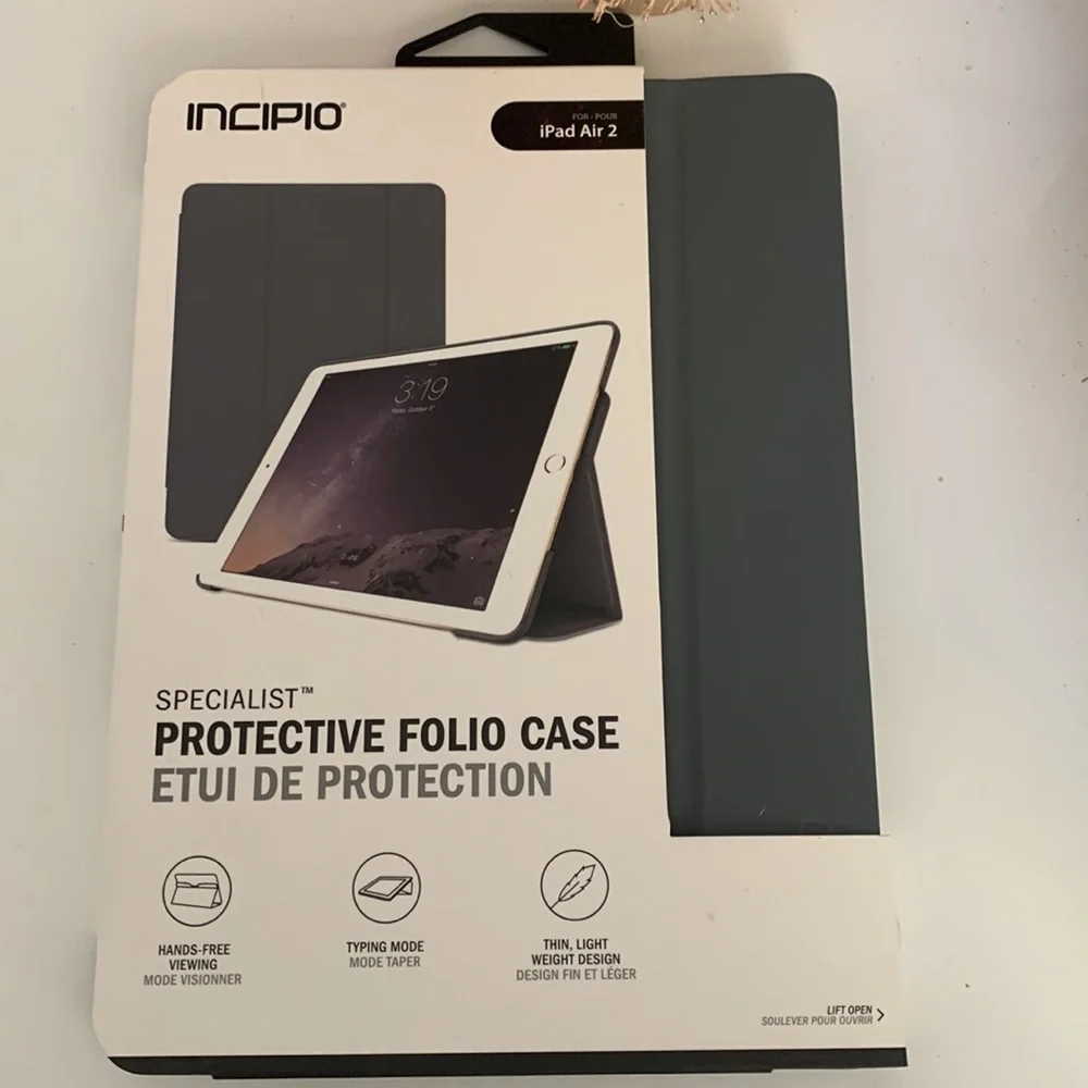 Incipio iPad Air 2 folio case